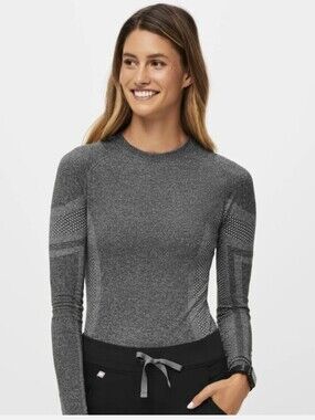 Figs Salta Seamless Longsleeve Underscrub Tee in Graphite Size Large